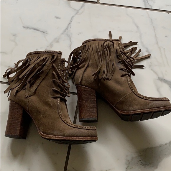 Frye Parker Fringe Boot - Picture 7 of 8